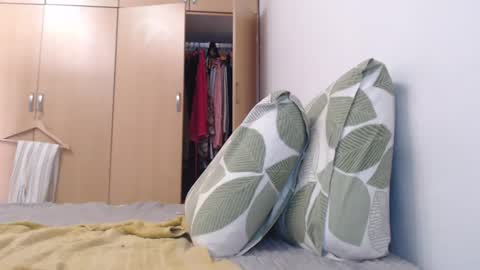 Ayanda online show from March 3, 2025, 2:48 pm