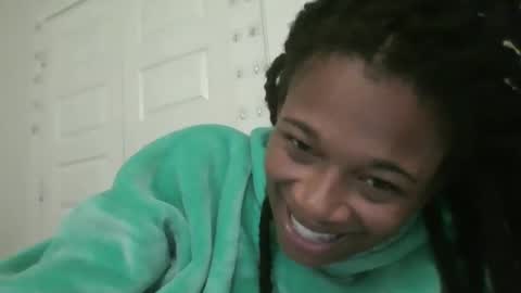 Danielle online show from October 30, 2025, 2:13 am