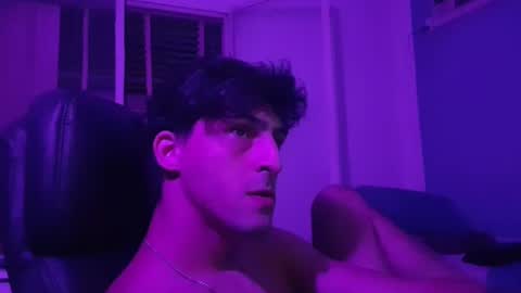 xxxfacu online show from January 19, 2025, 2:47 am