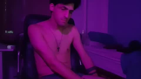 xxxfacu online show from January 19, 2025, 8:50 am