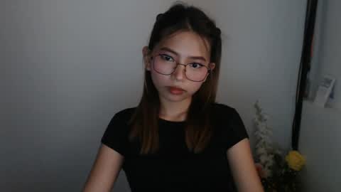 Snapshot of xxxforyouonlyxxx chatting on February 17, 2025, 6:42 am inday pinay online show from February 17, 2025, 6:42 am