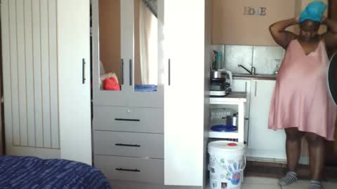 xxxgiantboobs online show from September 18, 2025, 9:00 am