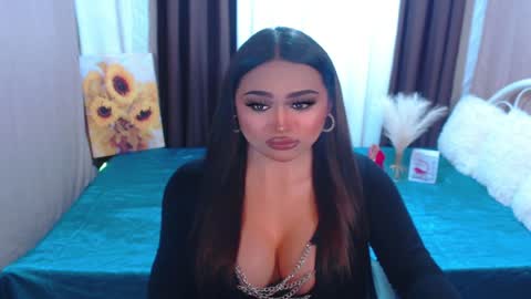 OLIVIA online show from May 4, 2026, 12:28 am