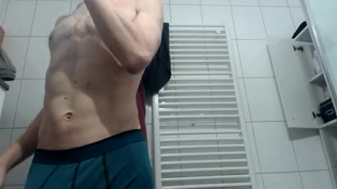 xxxpolycam online show from January 18, 2026, 1:04 pm