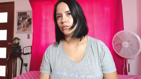 Snapshot of xxxtatianabustyxxx chatting on June 1, 2026, 1:13 pm xxxtatianabustyxxx online show from June 1, 2026, 1:13 pm