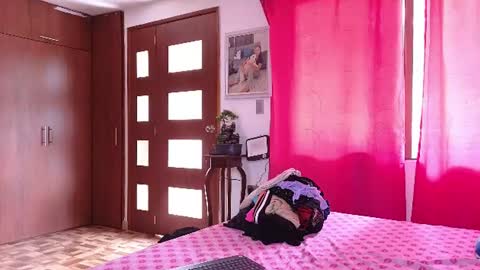 Snapshot of xxxtatianabustyxxx chatting on June 9, 2026, 7:25 pm xxxtatianabustyxxx online show from June 9, 2026, 7:25 pm