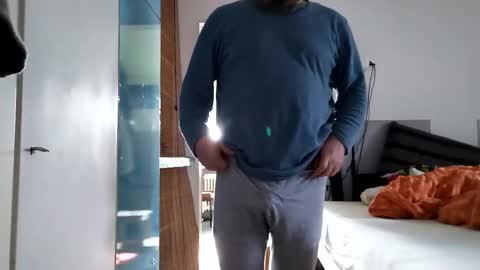 Snapshot of xxxuansi chatting on February 10, 2025, 10:42 am xxxuansi online show from February 10, 2025, 10:42 am