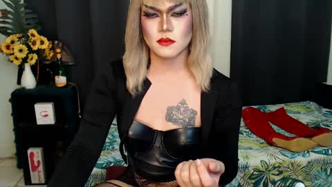 QueenMarina online show from January 24, 2025, 9:39 am