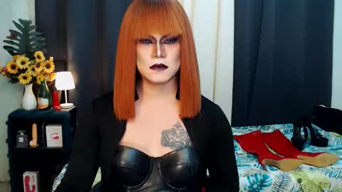 QueenMarina online show from October 17, 2025, 9:23 am