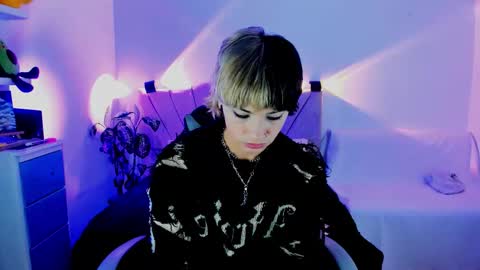 xzerox_ online show from December 2, 2025, 12:54 pm