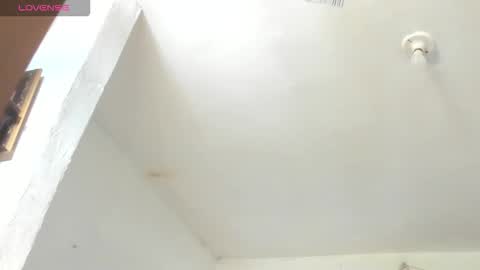 yailin_04 online show from April 30, 2026, 5:08 pm