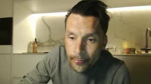 yallayalla1806 online show from March 31, 2026, 10:54 pm