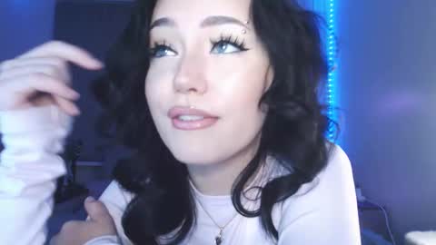 Snapshot of yamilean chatting on October 2, 2025, 8:16 pm Yami online show from October 2, 2025, 8:16 pm