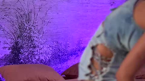 Yamira online show from March 12, 2025, 10:39 pm