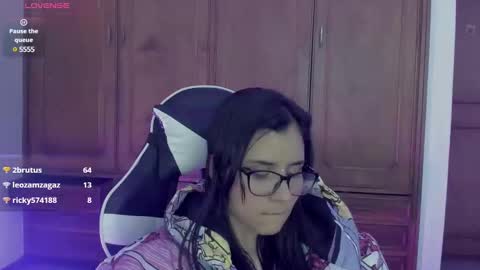 Snapshot of yan_nyan chatting on December 12, 2024, 3:54 am yan_nyan online show from December 12, 2024, 3:54 am