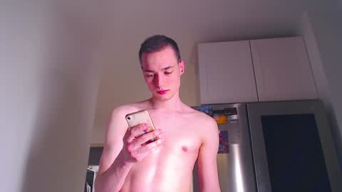 Yan online show from December 30, 2024, 11:28 pm