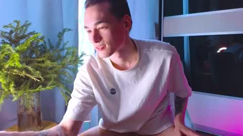 Yan online show from February 19, 2025, 6:33 am