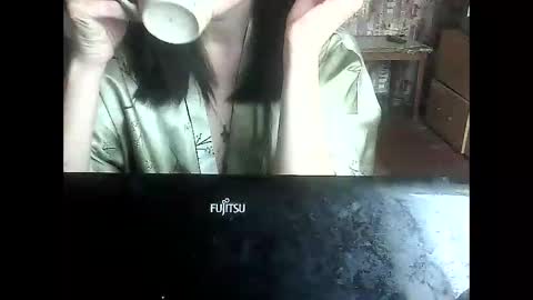 yanafiesta online show from September 18, 2025, 9:33 am