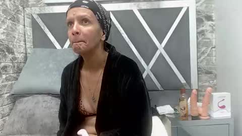 Snapshot of yanetrose chatting on September 22, 2025, 3:19 am yanetrose online show from September 22, 2025, 3:19 am