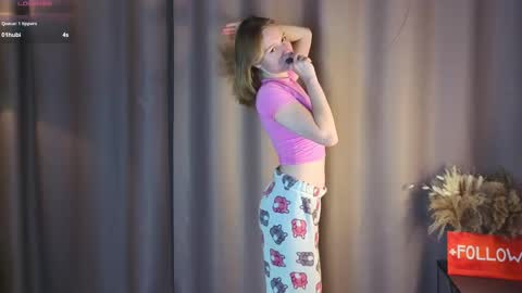 Kate online show from September 20, 2025, 3:13 pm