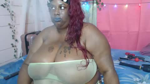 Snapshot of yanique_69x chatting on February 28, 2025, 5:48 am yanique online show from February 28, 2025, 5:48 am