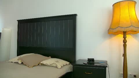 yanira_ass_ online show from June 10, 2026, 4:23 am