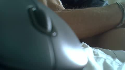 yannisv online show from December 4, 2024, 11:41 am