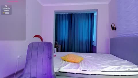 Yana online show from October 26, 2025, 4:18 am