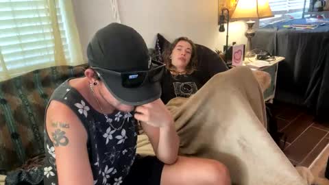 yanyanpixie online show from October 9, 2025, 2:26 pm