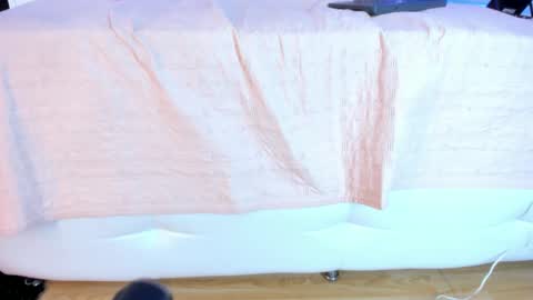 Yara Bliss  online show from November 2, 2025, 3:03 pm