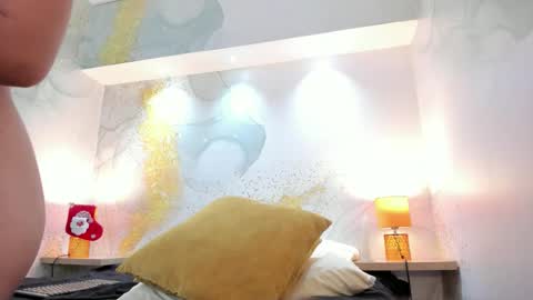 yara_shiine online show from January 5, 2026, 5:27 pm