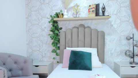 Snapshot of yaraamada chatting on October 4, 2025, 8:51 pm Yara online show from October 4, 2025, 8:51 pm