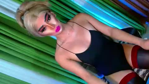 miss yasii online show from September 29, 2025, 3:50 pm