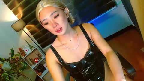 miss yasii online show from March 26, 2026, 9:09 pm