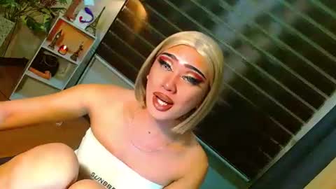 miss yasii online show from April 6, 2026, 8:10 pm