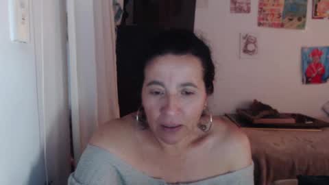 yasmin_love85 online show from October 14, 2025, 5:58 pm