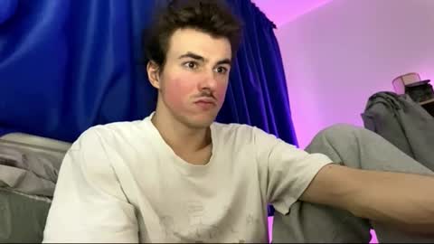 Snapshot of yayay333 chatting on February 18, 2026, 5:09 pm yayay333 online show from February 18, 2026, 5:09 pm