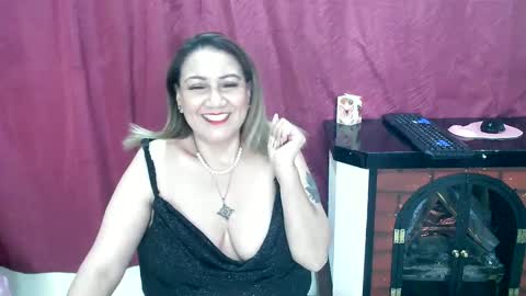yayita online show from February 21, 2025, 3:54 pm