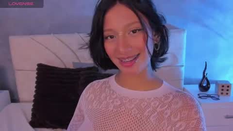 yazmin online show from June 22, 2026, 2:58 pm