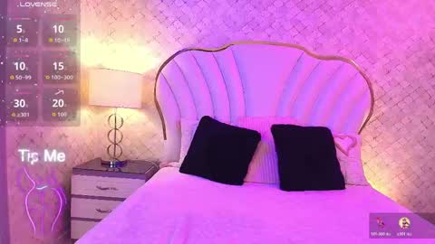  YazminJenner  online show from June 10, 2026, 5:28 am