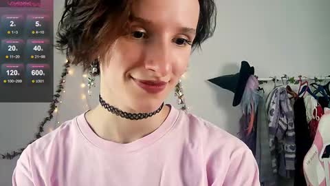 Liya online show from October 5, 2025, 2:15 pm