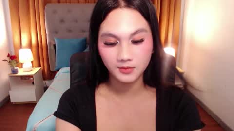 Yen online show from October 25, 2025, 3:36 am