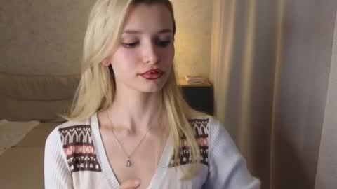 Yenna online show from April 11, 2026, 5:06 pm