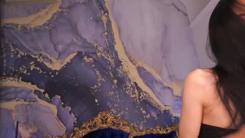 yennstar online show from September 18, 2025, 4:58 am