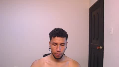 Yeff ind. model  online show from January 4, 2025, 12:48 am