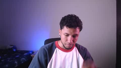 Yeff ind. model  online show from March 6, 2025, 5:35 am