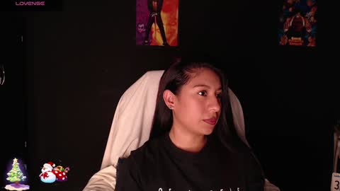 Snapshot of yes2802 chatting on January 3, 2025, 2:51 pm Yesi online show from January 3, 2025, 2:51 pm