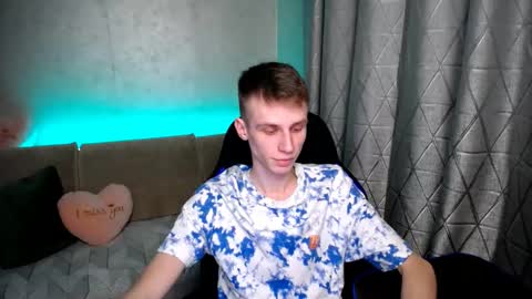 Snapshot of yes_cute_boy_ chatting on February 3, 2025, 8:03 pm Eden online show from February 3, 2025, 8:03 pm