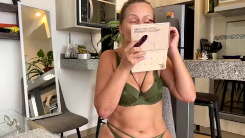 Zlata online show from January 9, 2025, 8:44 pm