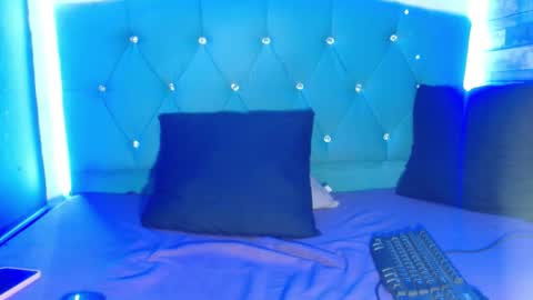 Snapshot of yesamin_stone18 chatting on April 19, 2026, 6:21 pm yesamin_stone18 online show from April 19, 2026, 6:21 pm